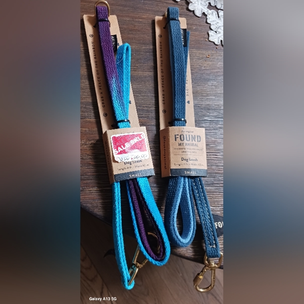 BONUS BUY !! TWO LEASHES FOR SMALL DOGS BY "FOUND MY ANIMAL." NEW REG $30 EACH